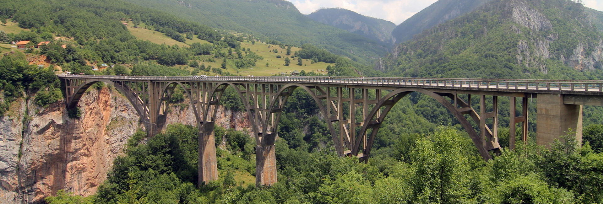 APARTMENTS SEKULIC ZABLJAK, PRIVATNI SMJEŠTAJ SEKULIĆ ŽABLJAK MONTENEGRO